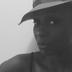 Meet your Posher, Aisha